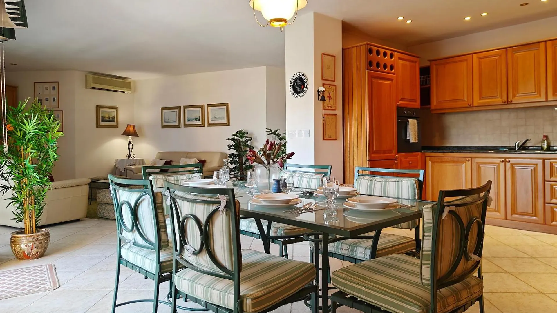 Portomaso Seaview Apartment Sliema Malta